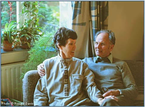Ennie and Arie Meesters at their home in Haarlem, the Netherlands, 1979. Photo  Ronald Davis